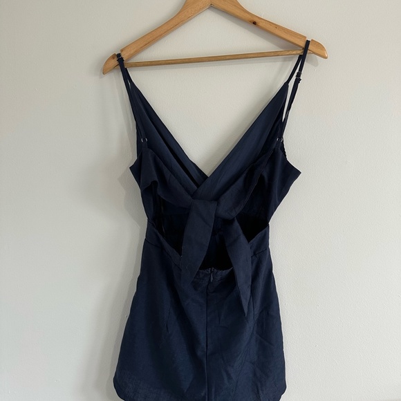 Showpo Navy Romper Size 4 - Picture 4 of 7